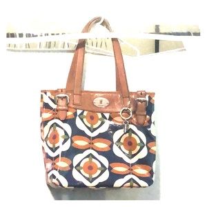 Fossil Tote bag
